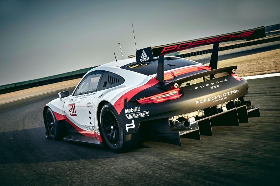  Porsche 911 RSR (991) 2017 года  (фото 13 из 39)